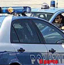 
Cambia le lettere alla targa dell’auto, denunciato un 28enne
