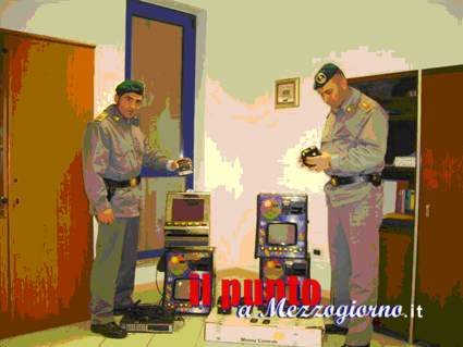 
Lotta alle slot machine illegali, la finanza ne sequestra cinque
