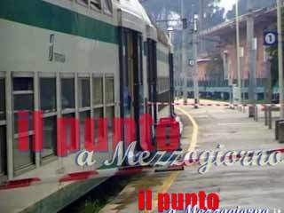 
Guasti tecnici e disagi di ogni genere sulla tratta ferroviaria Pescara Termoli, il racconto dei pendolari

