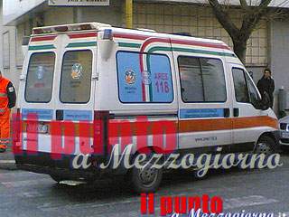 
Rissa tra donne in pieno centro: graffi e… un occhio nero
