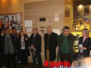 
Regionali 2010 / Anna Maria Tedeschi, candidata per l’Italia dei Valori, presenta il suo programma in un incontro con i cittadini di Cassino
