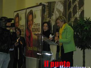 
Regionali 2010 / Emma Bonino a Cassino, rispetto della legalità e politica di decentramento da Roma.
