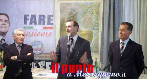 
Regionali 2010 / Folla oceanica per Mario Abbruzzese a Cassino
