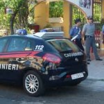 Tentano di eludere i controlli dei Carabinieri, ma finiscono in manette
