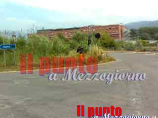 Rischio incidenti all’ospedale civile, scarsa visibilità e cattiva educazione nel parcheggiare