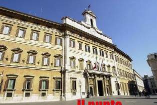 “Veglia sotto Montecitorio”, il sindacato di polizia Coisp annuncia un caldo autunno di protesta
