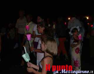 Successo di pubblico alla fiaccolata “di Don Bosco”