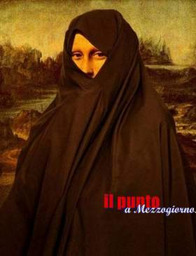 Trovata pubblicitaria a favore del chador: la Gioconda con il velo