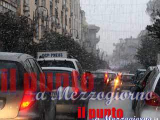 Neve, traffico in tilt e disagi in tutta la provincia