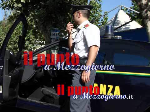 Arrestati un ex appartenente alla Guardia di Finanza e un ex funzionario dell’Agenzia delle Entrate