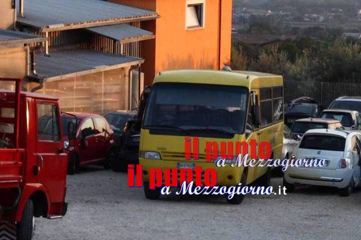 Investito dallo scuolabus mentre aspettava la sorellina, grave un bimbo di tre anni di Roccasecca