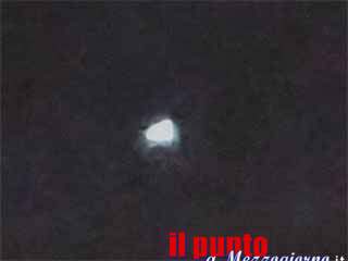 Luce abbagliante nel cielo, gli automobilisti della Cassino Sora avvistano un Ufo