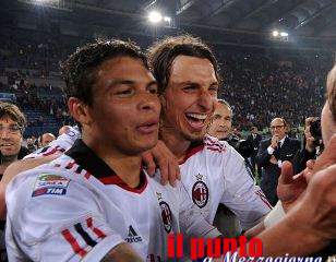 Calciomercato Milan: Via Ibra e Thiago Silva per Kolarov e Dzeko?