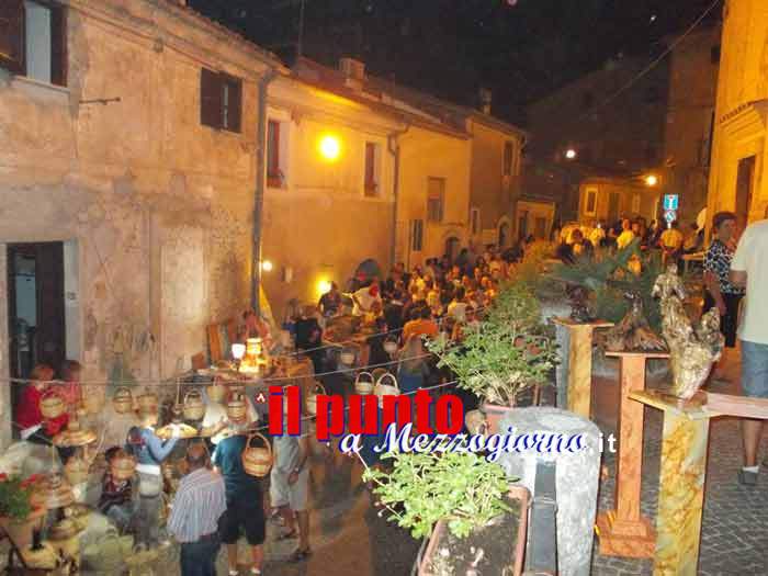 Tantissima gente ha affollato il centro storico di Colle San Magno per “Il Borgo racconta”