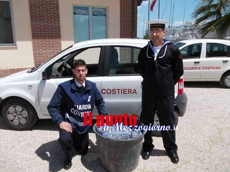 La Guardia Costiera di Giulianova sequestra oltre 90 kg di vongole