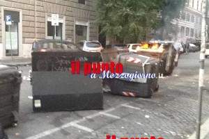cassonetti-incendiati-manifestazione-roma