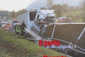incidente-autostrada-bombole-01