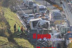 incidente-autostrada-bombole-14