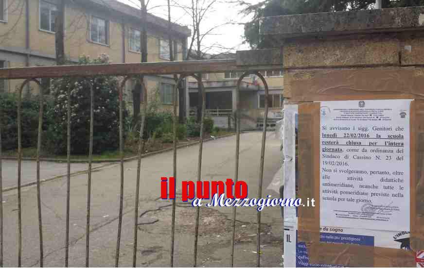 scuola chiusa1