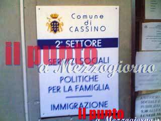 Tensione ai servizi sociali di Cassino, cittadino si scaglia contro dipendenti ed assessore