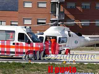Grave incidente a Cervaro, 21 enne sbalzato fuori da abitacolo