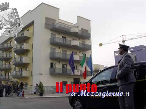 Sequestrate case e macchine a coppia di spacciatori di Cassino