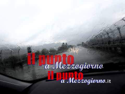 La pioggia danneggia il manto stradale, superstrada chiusa tra Casalvieri e Posta Fibreno