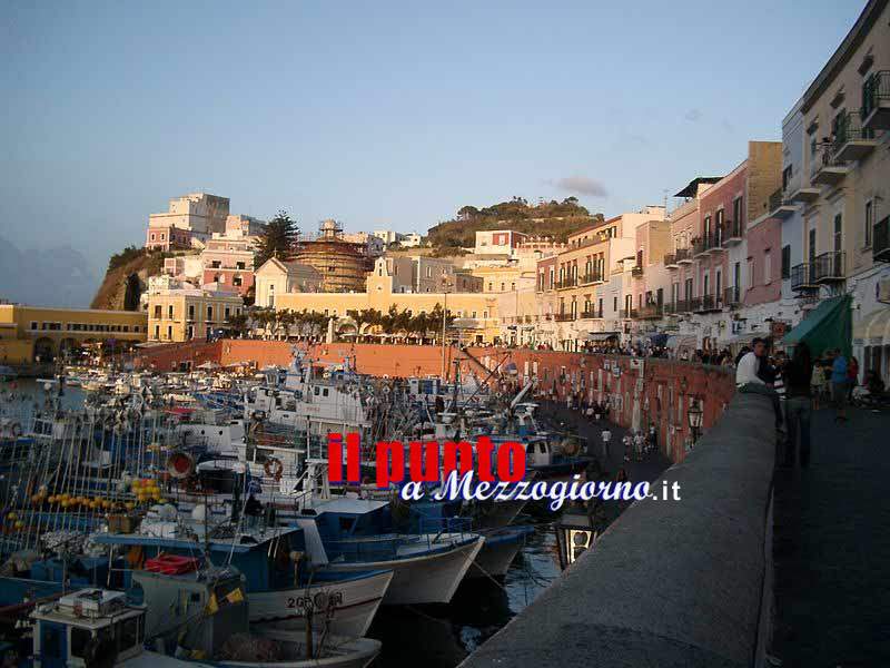 A Ponza i carabinieri rinvengono unâ€™ancora di epoca romana