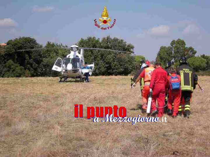 Folgorato mentre pota un albero a Velletri, lavoratore rimane svenuto su piattaforma mobile