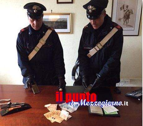 Droga, soldi e violenza (contro i carabinieri), due giovani arrestati a Minturno