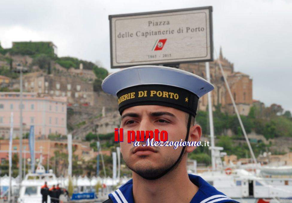 Una piazza a Gaeta dedicata alle “Capitanerie di Porto”