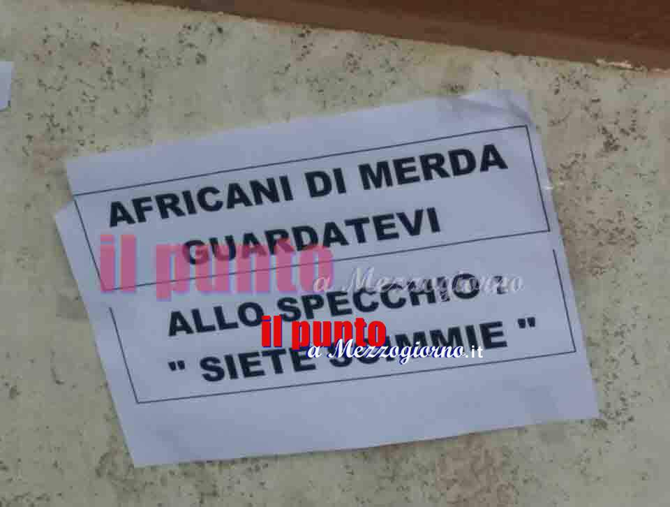 Manifesti razzisti sui muri di Cassino, indaga la polizia