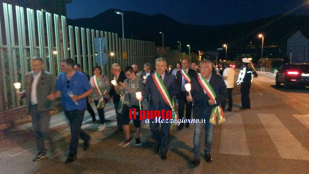 Fiaccolata a difesa dellâ€™ospedale di Alatri, in 1500 con slogan dal nosocomio fino al centro – Il VIDEO