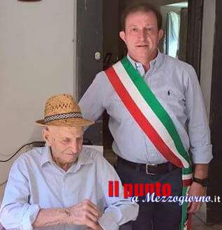Festa a Colle San Magno per i 103 anni di Zio Luciano Festa a Colle San Magno per i 103 anni di Zio Luciano