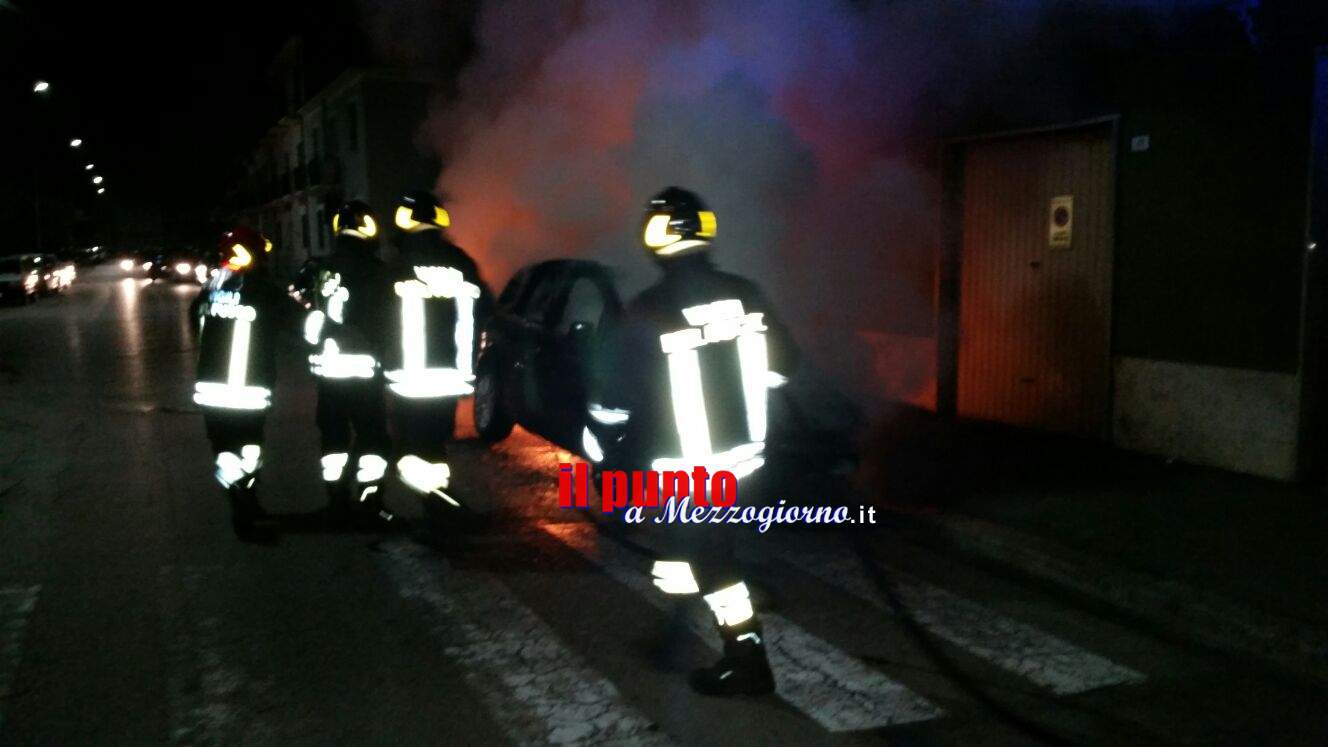 Mercedes di un professionista distrutta da incendio doloso a Pontecorvo, solidartietÃ  dal sindaco