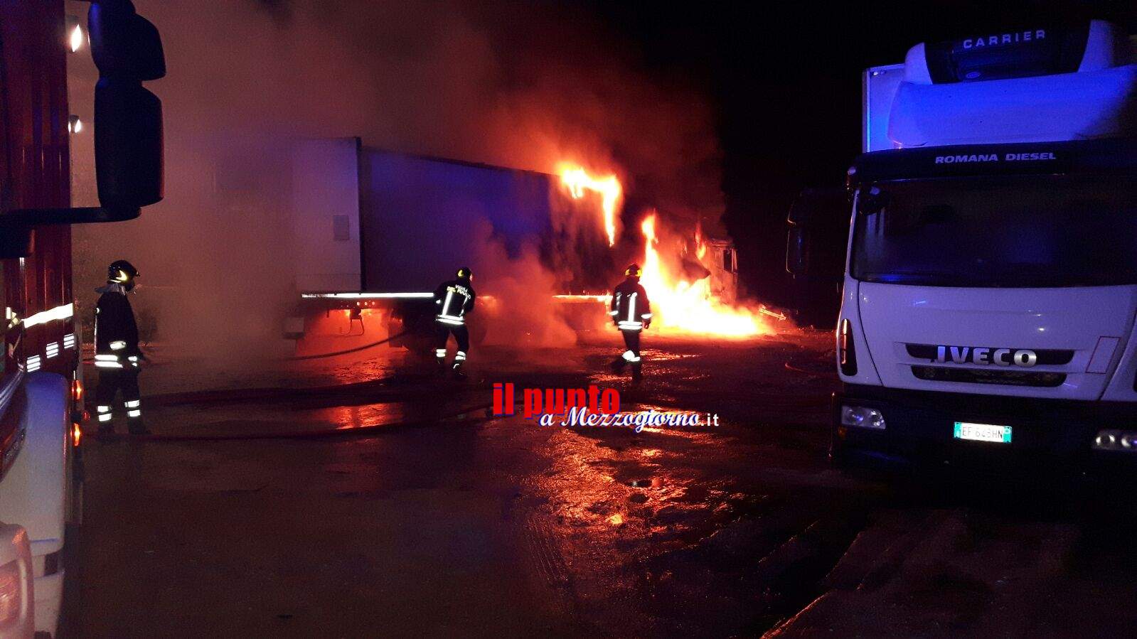Camion con pesce surgelato distrutto da incendio ad Alatri, inferno scatenato da compressore