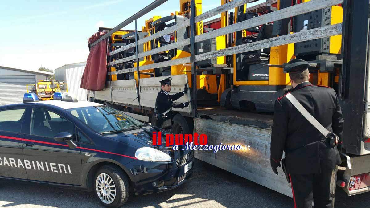 Arrestato a Sabaudia un camionista di Foggia trovato con carrelli elevatori rubati a Pomezia