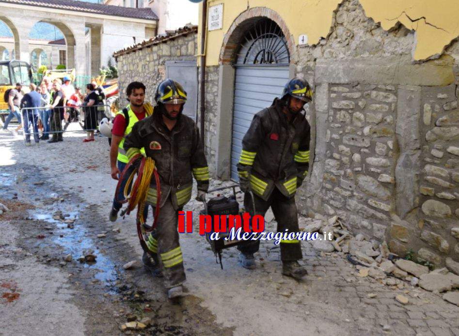 Terremoto, 30 vigili dl fuoco di Frosinone nelle zone terremotate