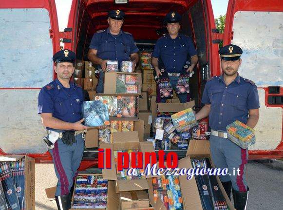 Fuochi d’artificio illegali, maxi sequestro della Stradale a Cassino