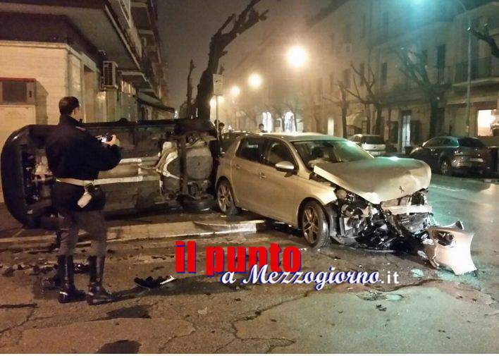 Incidente stradale in centro a Cassino, due giovani feriti