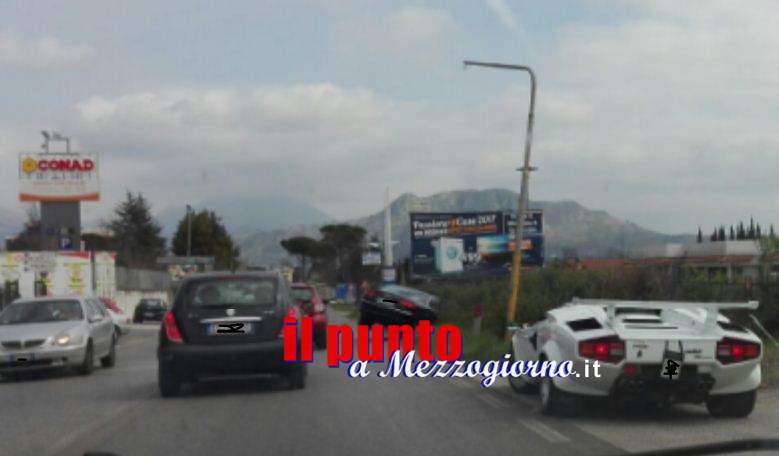 Incidente stradale tra “super car” a Cassino, coinvolta una Lamborghini