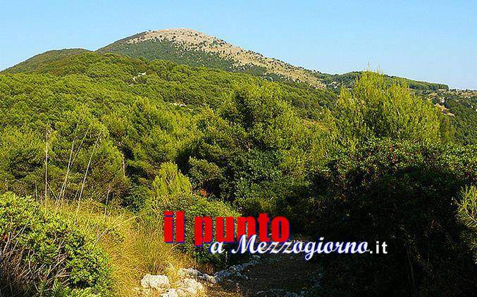 Il Parco dei monti Aurunci fra storia, ambiente e turismo escursionistico unico Il Parco dei monti Aurunci fra storia, ambiente e turismo escursionistico unico