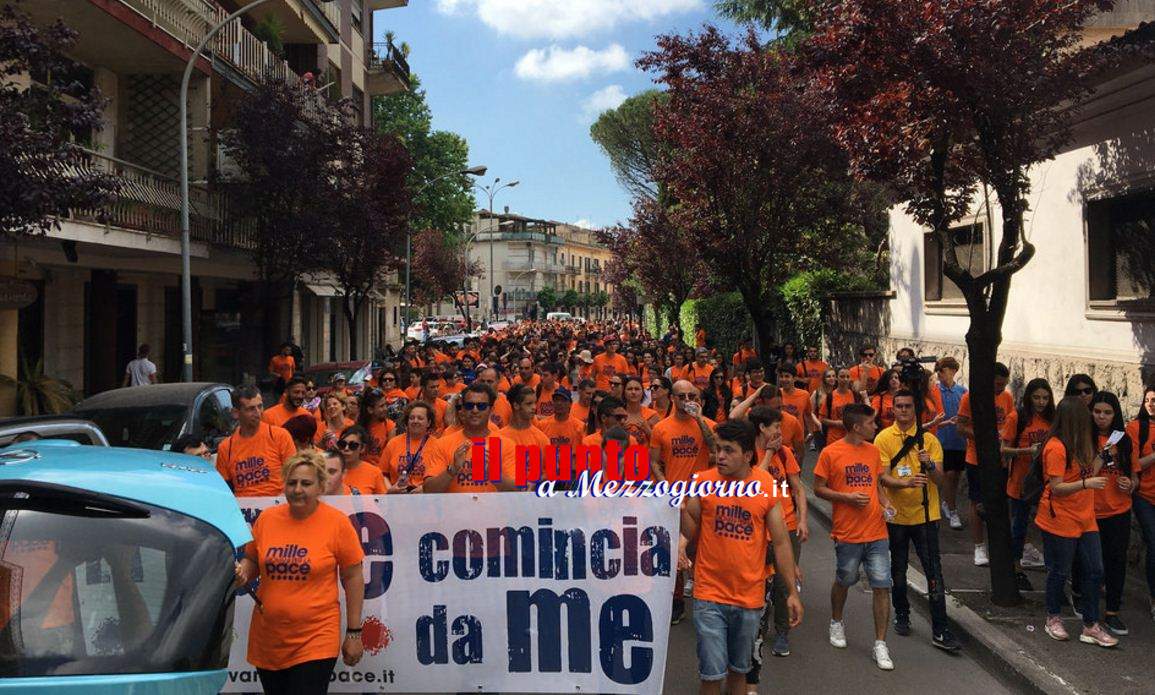 “Mille giovani per la pace” fanno un fiume per le strade di Cassino