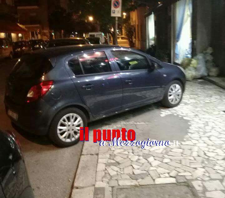 Cassino tra parcheggi creativi che diventano sosta selvaggia