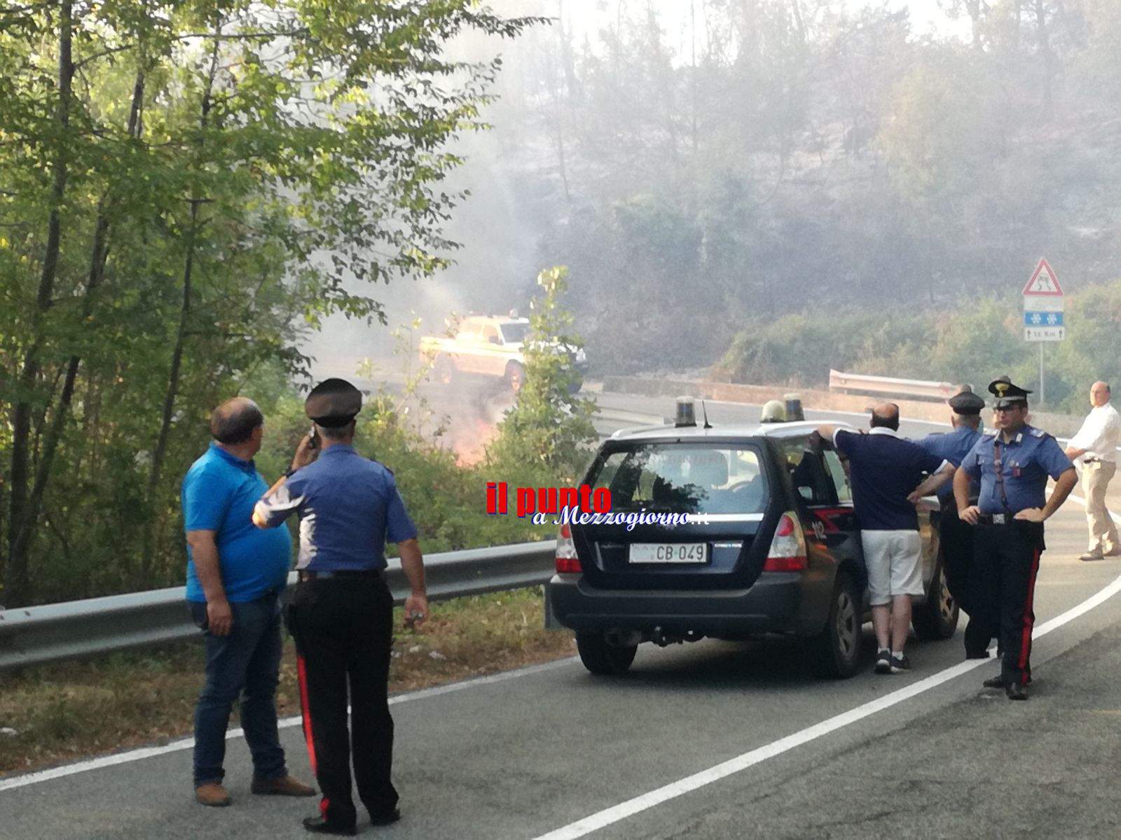 Incendi, fiamme minacciano Supino, Morolo e Campo Catino. Continua a bruciare Monte Cairo