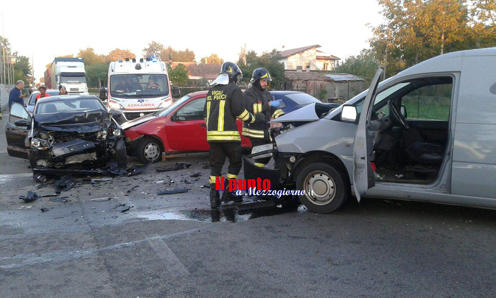 Piedimonte San Germano: Incidente stradale sulla Casilina, coinvolte 4 auto. Quattro persone ferite
