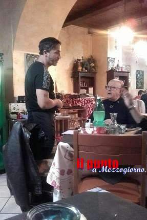 Massimo Boldi si ferma a “La  Cantina”. Ospite di Leonardo e Carolina