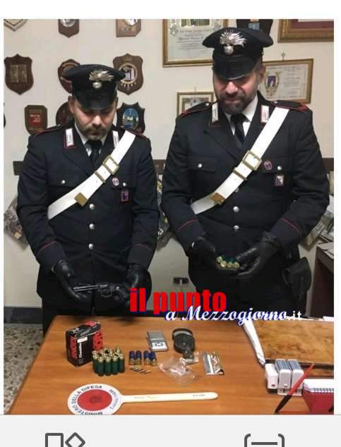 Castelforte e Santi Cosma e Damiano: Trovato in possesso di una pistola e vario munizionamento, arrestato un 50enne. Guai anche per un 36enne