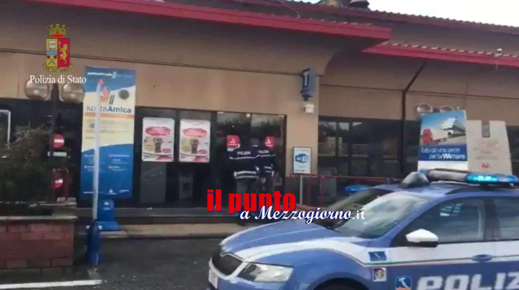 Razziavano gli autogrill di Anagni e rivendevano durante rave party: arresti a Velletri, Colleferro e Valmontone