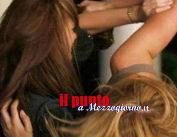 Botte per gelosia a Pico, denunciate per rissa 5 donne e un ragazzino